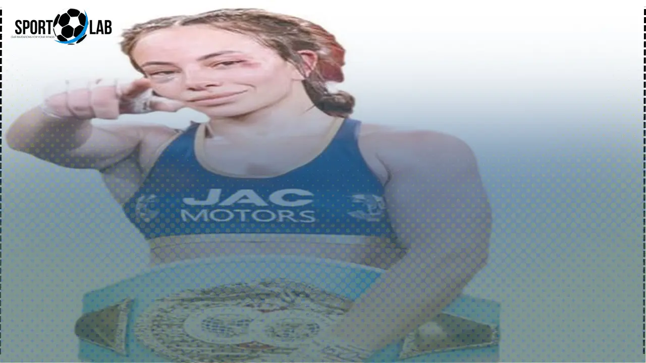 مصرية تكتب التاريخ كأول بطلة عالمية في الملاكمة